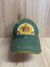 Load image into Gallery viewer, Vintage Flower Patch Hat