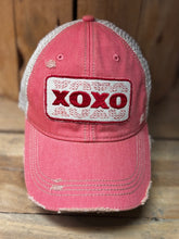 Load image into Gallery viewer, XOXO Hat